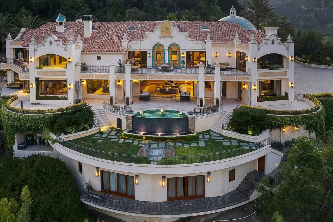 Luxury House